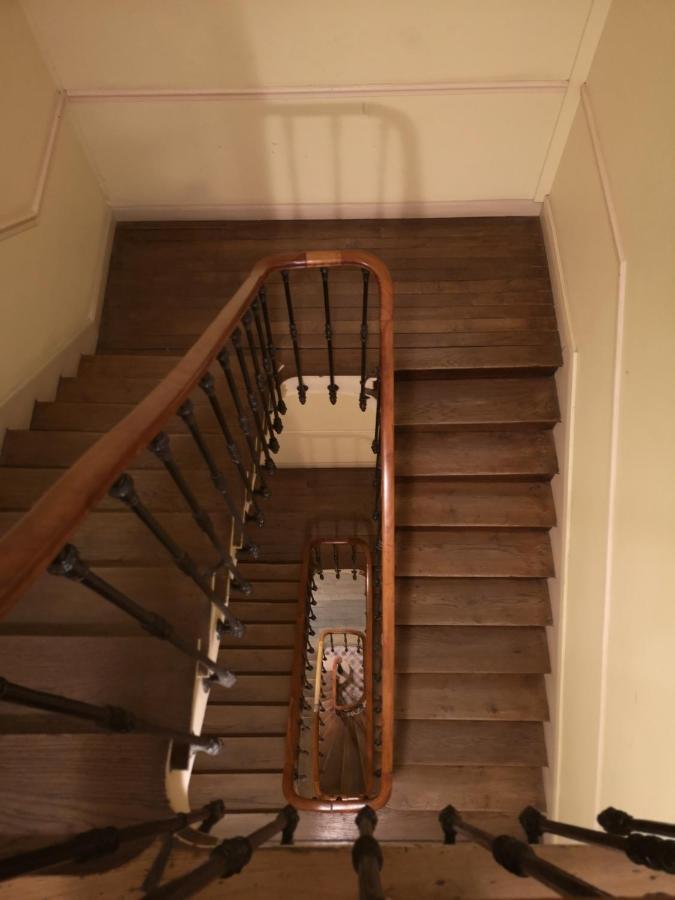Luton Chic Apartment Reims Bagian luar foto