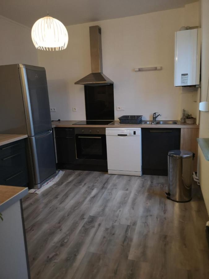 Luton Chic Apartment Reims Bagian luar foto