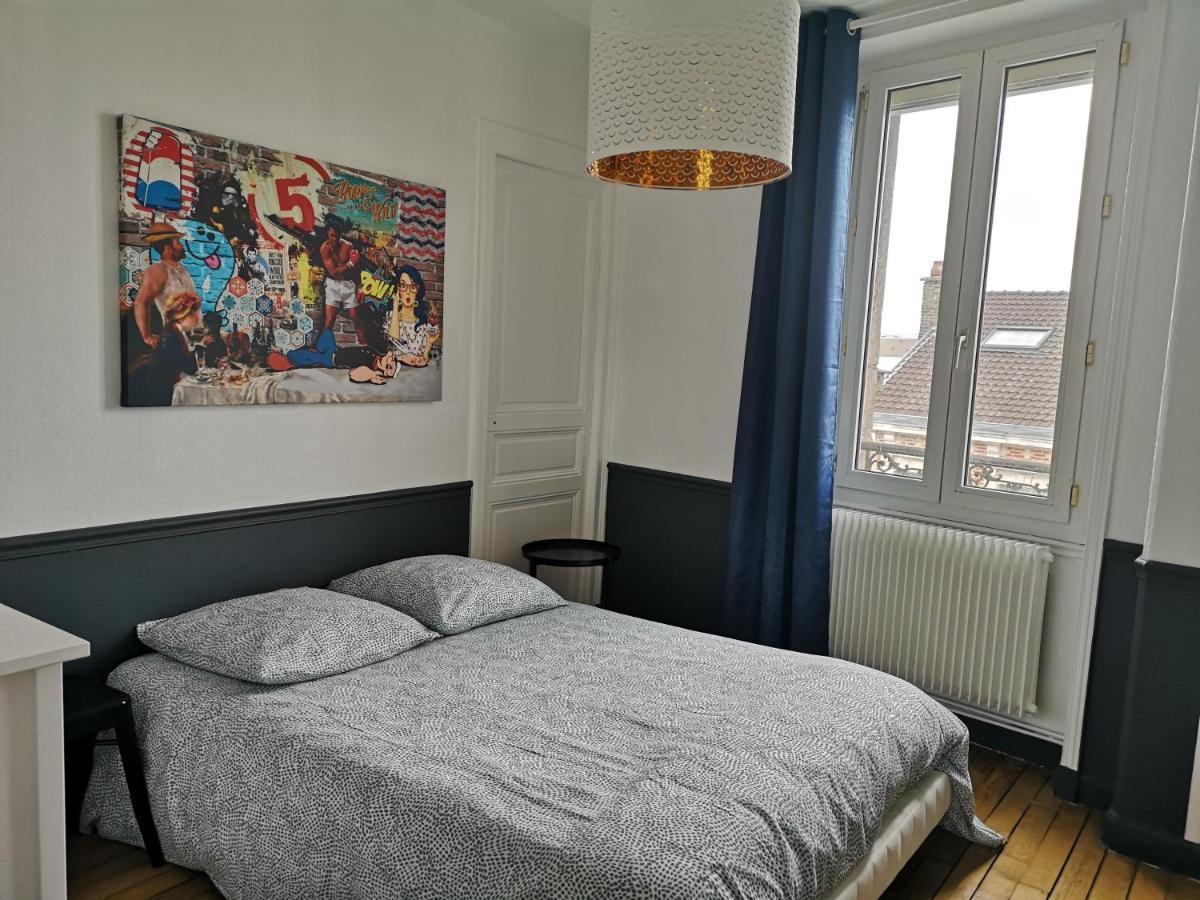 Luton Chic Apartment Reims Bagian luar foto